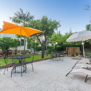 https://villa-valverde-apartments.sicilyhotelsitaly.net