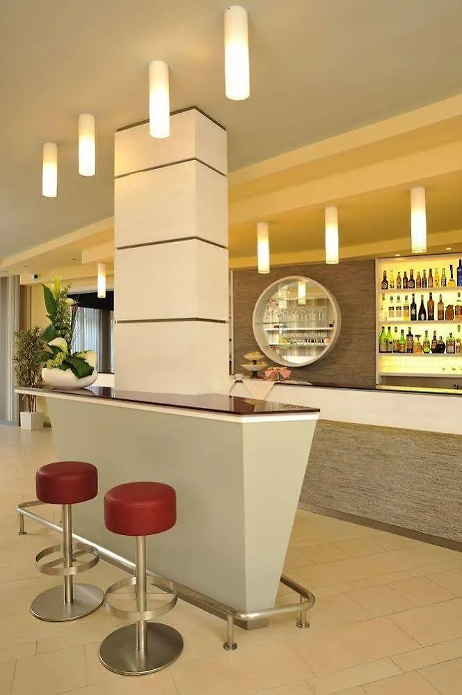 Hotel Olimpia Imola 4*,